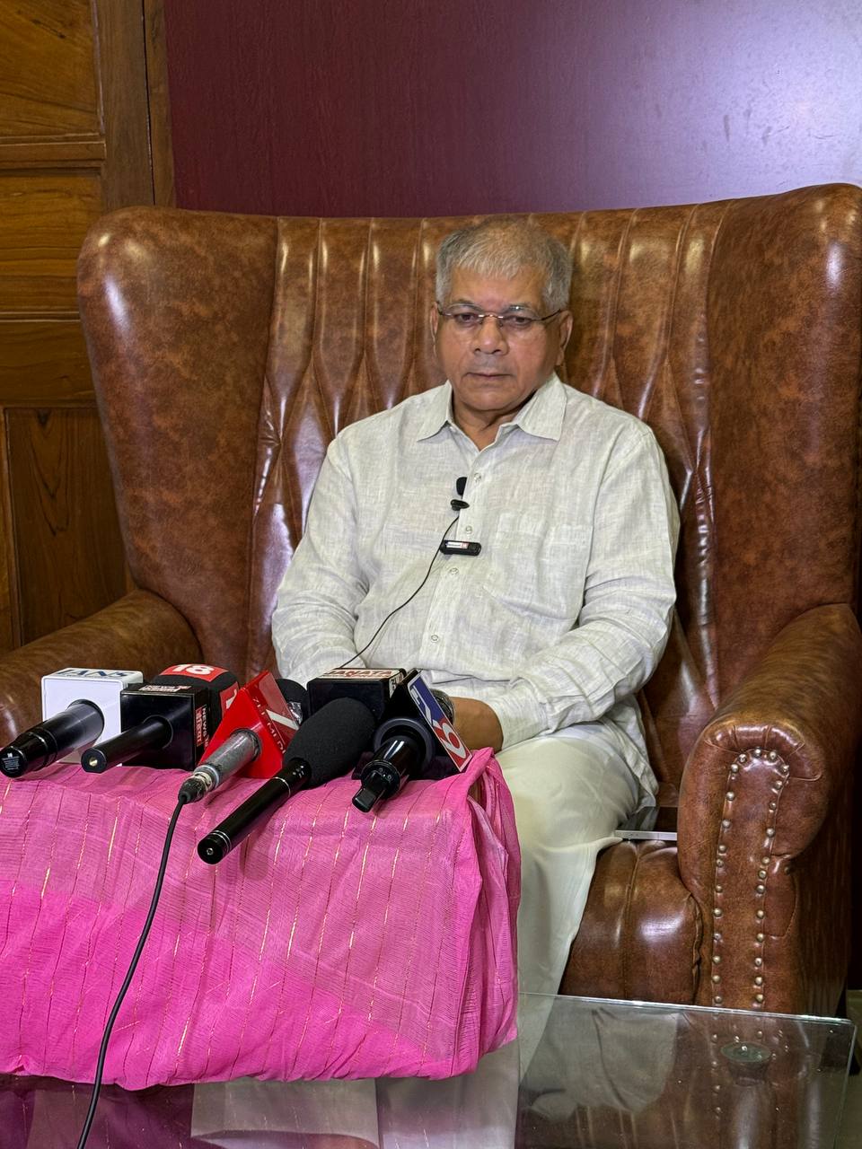 जनसुरक्षा कायदा म्हणजे अघोषित आणीबाणी.