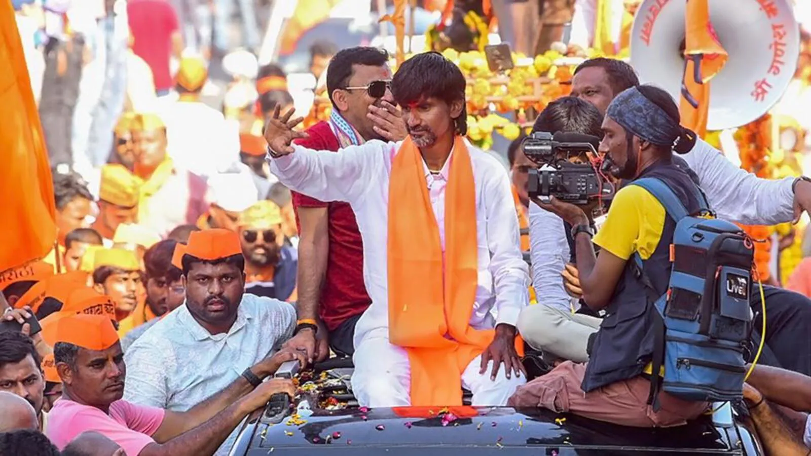 प्रत्येक जातीला एका जरांगे-पाटील चा शोध !