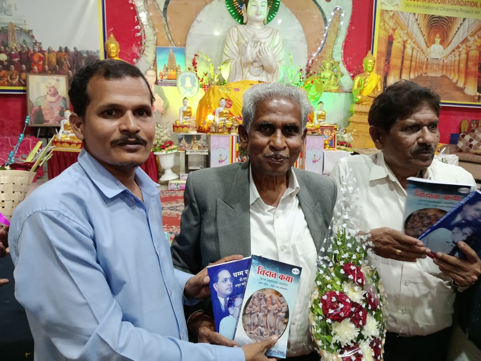 धम्मदीपातून उजळलेलं एक आयुष्य डी. एल. कांबळे यांना ७५ व्या वर्षात अभिवादन!