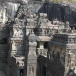 लक्ष लक्ष सह्याद्रीच्या... सातमाला पर्वत रांगातील.... वाघुरा नदीच्या वळणावर... कोरलेली जगप्रसिद्ध.. अजिंठा बुद्ध लेणीतील अविस्मरणीय क्षण...