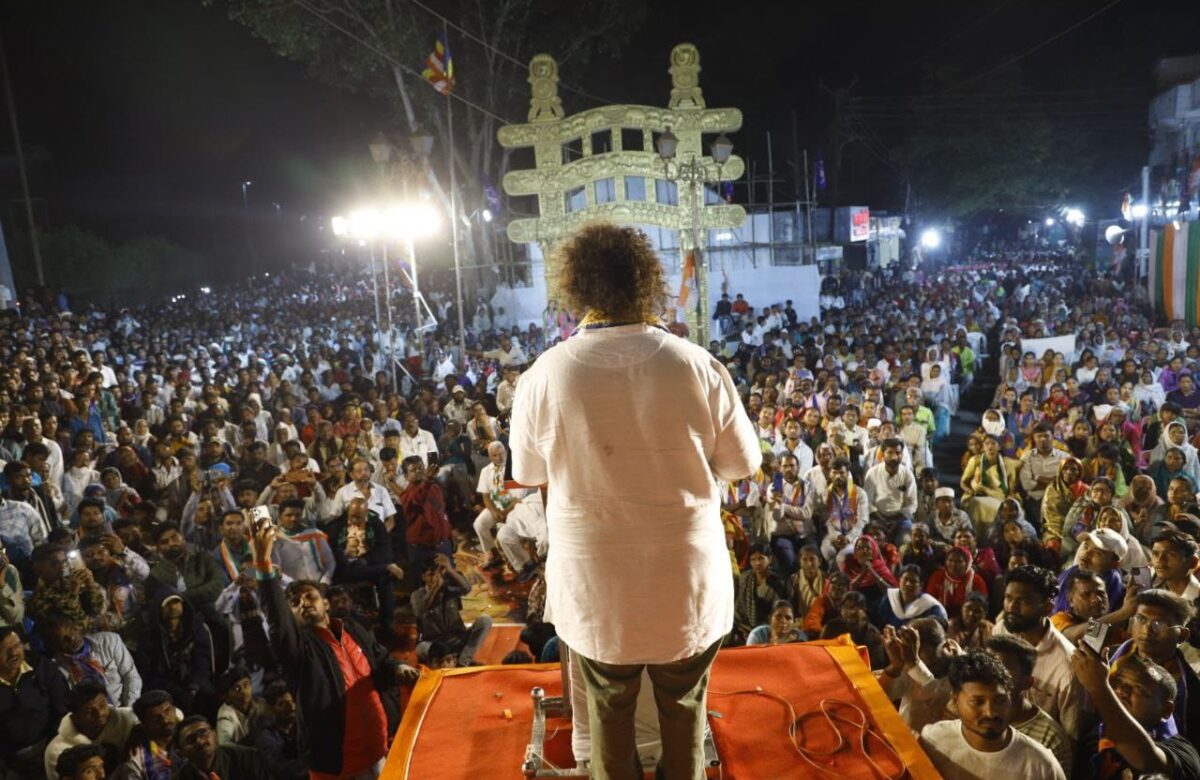 संविधानाचा अपमान करणाऱ्या भाजपला सत्तेबाहेर फेका – सुजात आंबेडकरांचा लातूरमध्ये एल्गार