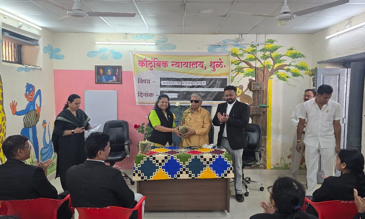 मराठी भाषेचा सन्मान करणे म्हणजे आपल्या संस्कृतीचा, संविधानिक मूल्यांचा आणि लोकशाहीचा सन्मान करणे