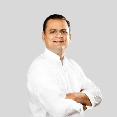 विधानसभा अध्यक्ष राहुल नार्वेकर यांच्यावर आचार संहिता भंगाचा गुन्हा दाखल करा.