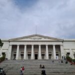 श्री.विद्याधर दाते यांनी प्रा. शरद बाविस्करांबद्दलच्या शब्दांवर कायम राहून सकस विवाद घडू द्यायला हवा होता