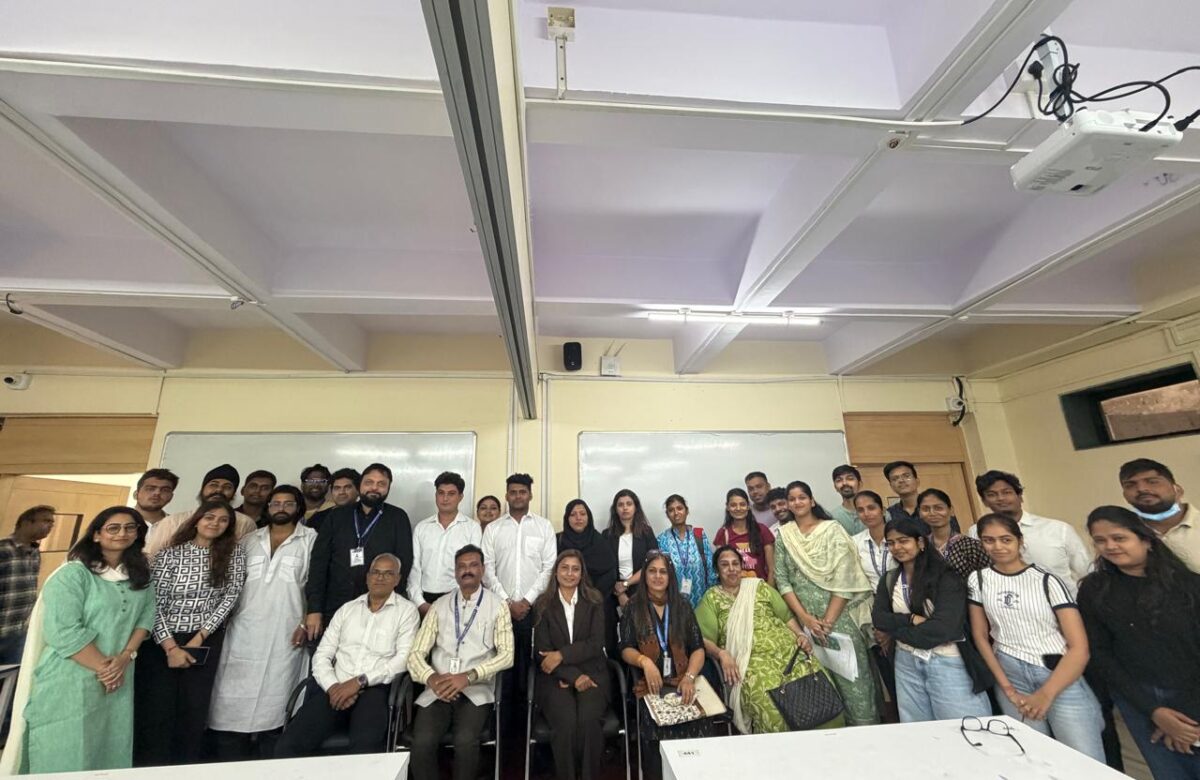 कायदे शिक्षण आणि करिअरच्या संधींमधील दुवा: लालालजपतराय महाविद्यालयात ‘ब्रिज कोर्स’ संपन्न